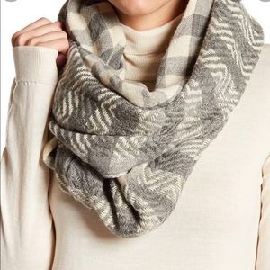 14th & Union Chevron Infinity Scarf